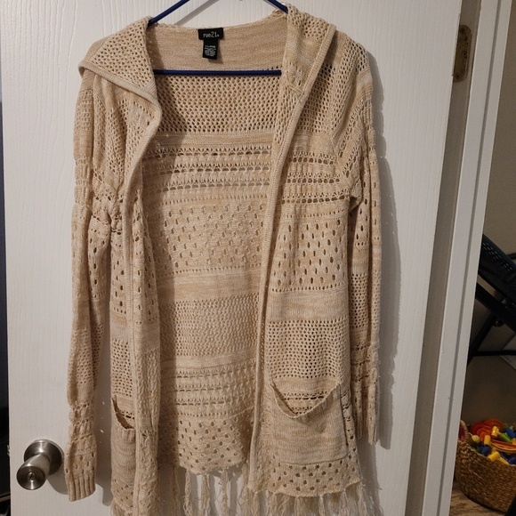 Women's Sweater/Cardigan Bundle - Picture 2 of 7
